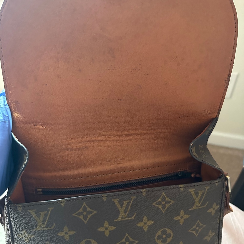 Authentic Louis Vuitton Saint Cloud GM Size Monogram Crossbody/Shoulder Bag - Picture 11 of 16